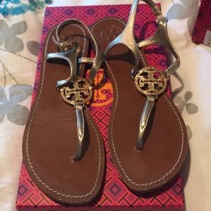 Metallic Tory Burch thong flats
